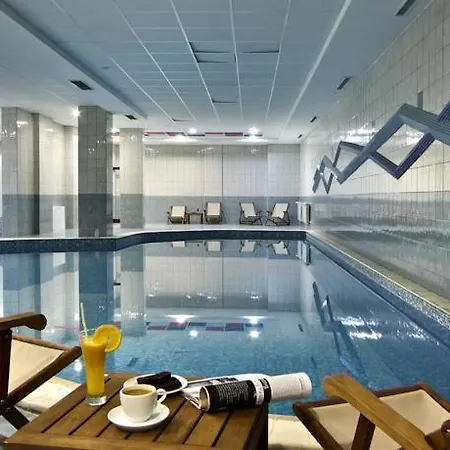 Flora Studio Aparthotel